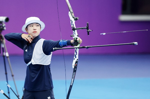 <b>양궁</b> 안산 "<b>매국노</b> 많다" 저격… 일본풍 식당 대표 "악플 시달려"
