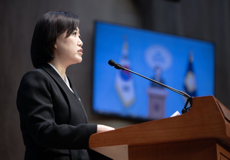 <b>민주당</b> '<b>하늘이법</b>' <b>당론</b> 추진…"교사·학생 모두의 안전 확보"