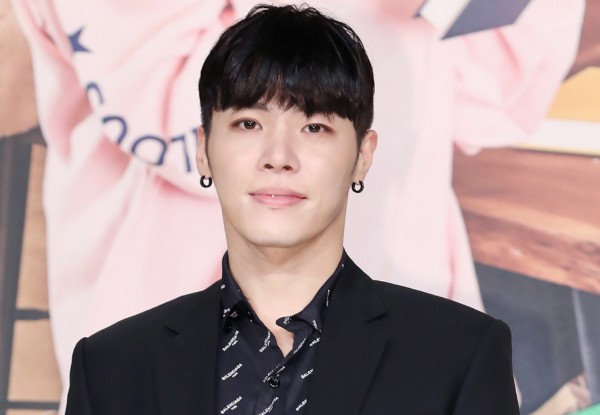 <b>휘성 1차 부검 결과</b> '사인 미상'… "약물 정밀검사 2주 소요"