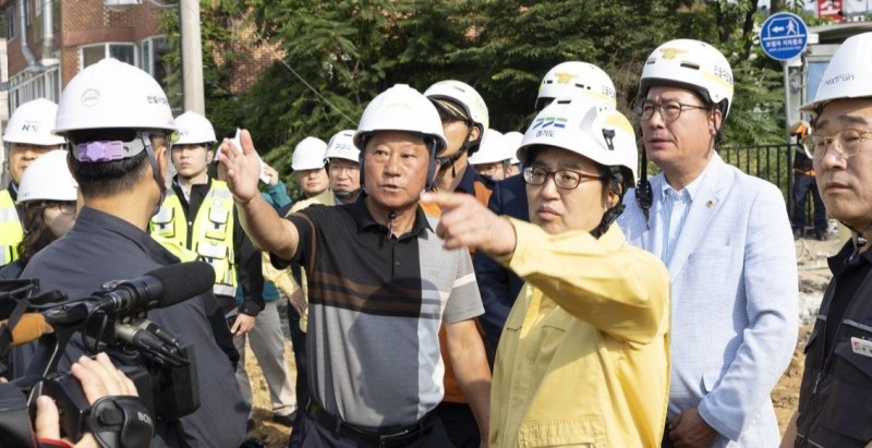 <b>김동연</b> "경기도, 재난대처에 <b>과잉 대응</b>이 <b>원칙</b>"