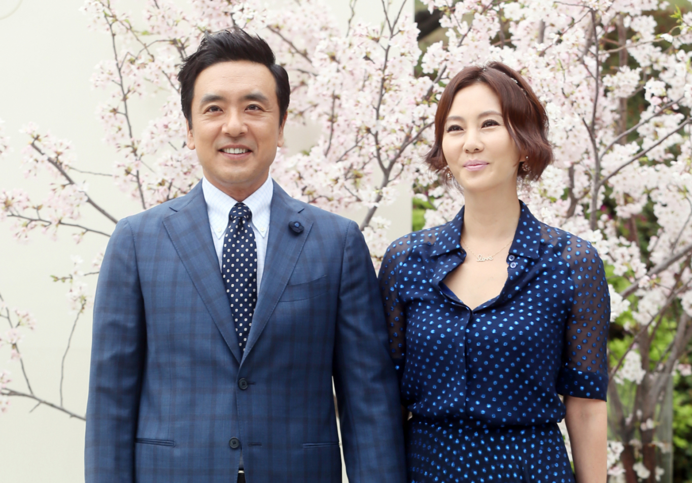 <b>김남주</b>, <b>김승우 이혼설</b> '억울'… "맨날 이혼한다더라"