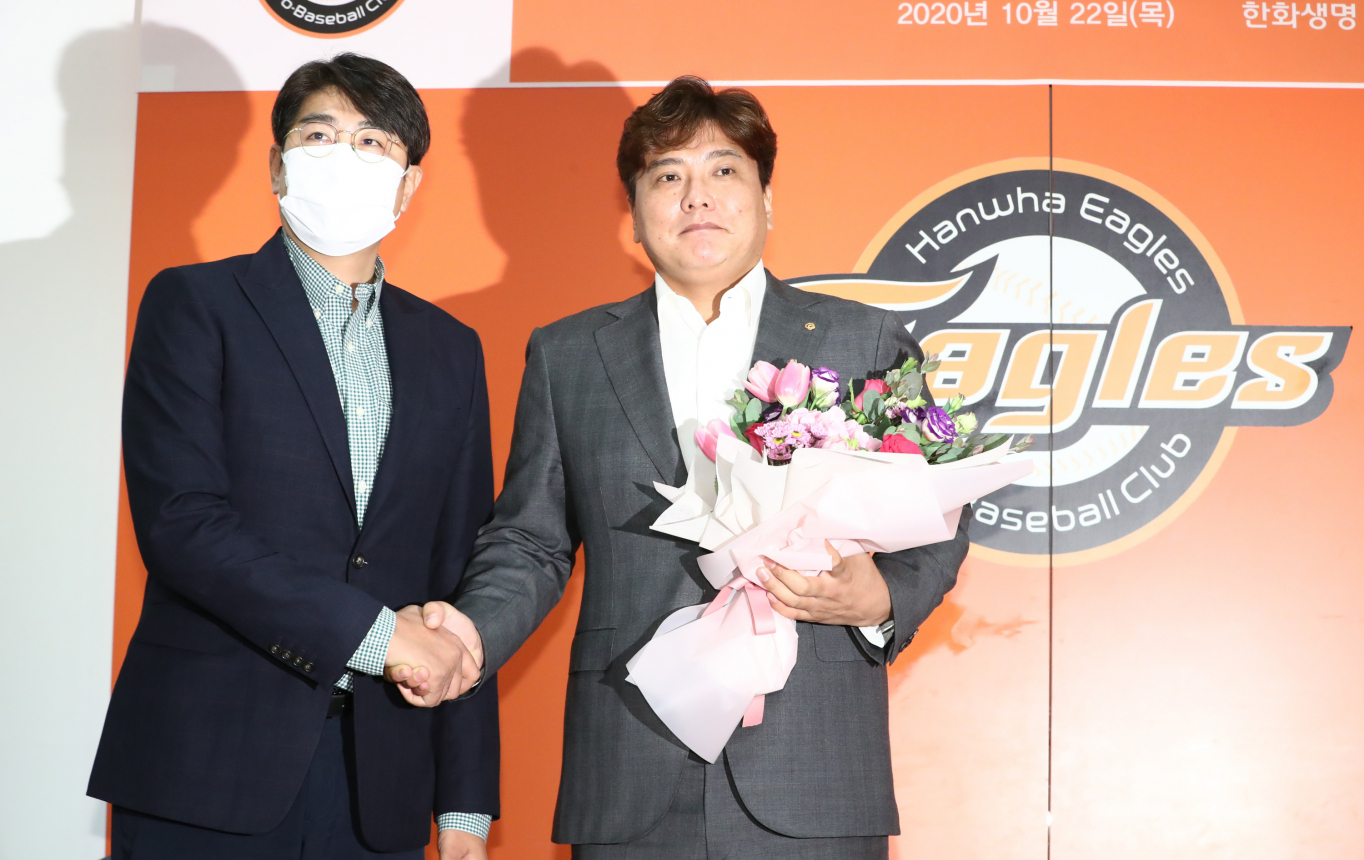 <b>정민철</b>·<b>한명재</b>, JTBC '<b>최강야구</b>' 합류… 김선우·정용검 대체