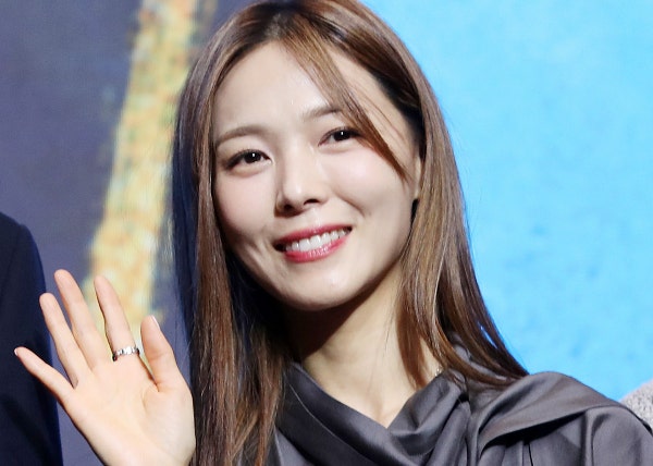 <b>원더걸스 선예</b>, '트럼프 측근' <b>찰리 커크 추모</b> 글… '빛삭' 엔딩 왜?