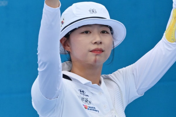 양궁 국대 <b>임시현</b>, '<b>이기야</b>' 일베 <b>논란</b>에… "국위선양 하느라 바빴다"