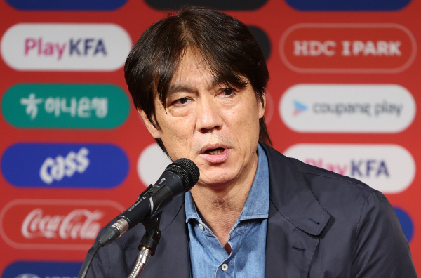 브라질전 앞둔 '<b>홍명보</b>호', A매치 명단 발표… 황인범·<b>황희찬</b> 복귀
