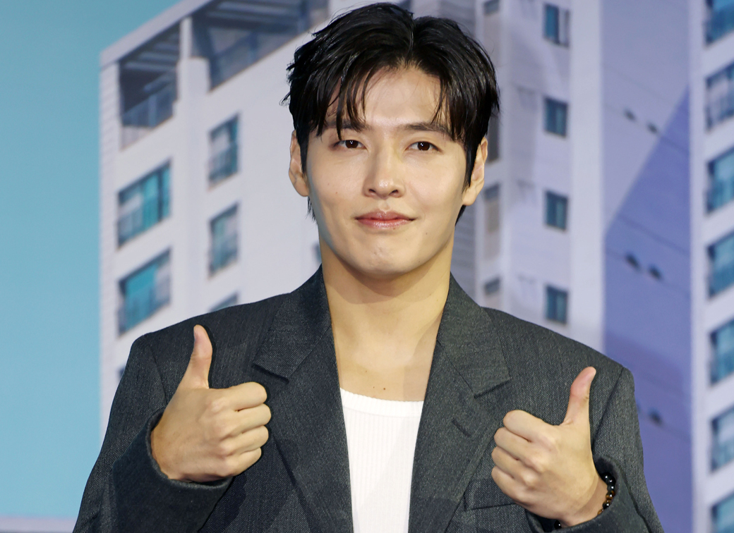 "시력 잃은 줄"… <b>강하늘</b>, '<b>오징어 게임</b>' 촬영현장 폭로