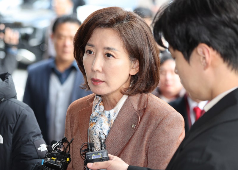 '<b>패스트트랙</b> 충돌' <b>나경원</b> 등 전원 <b>유죄</b>… 국힘 현직 6명 '의원직 유지'