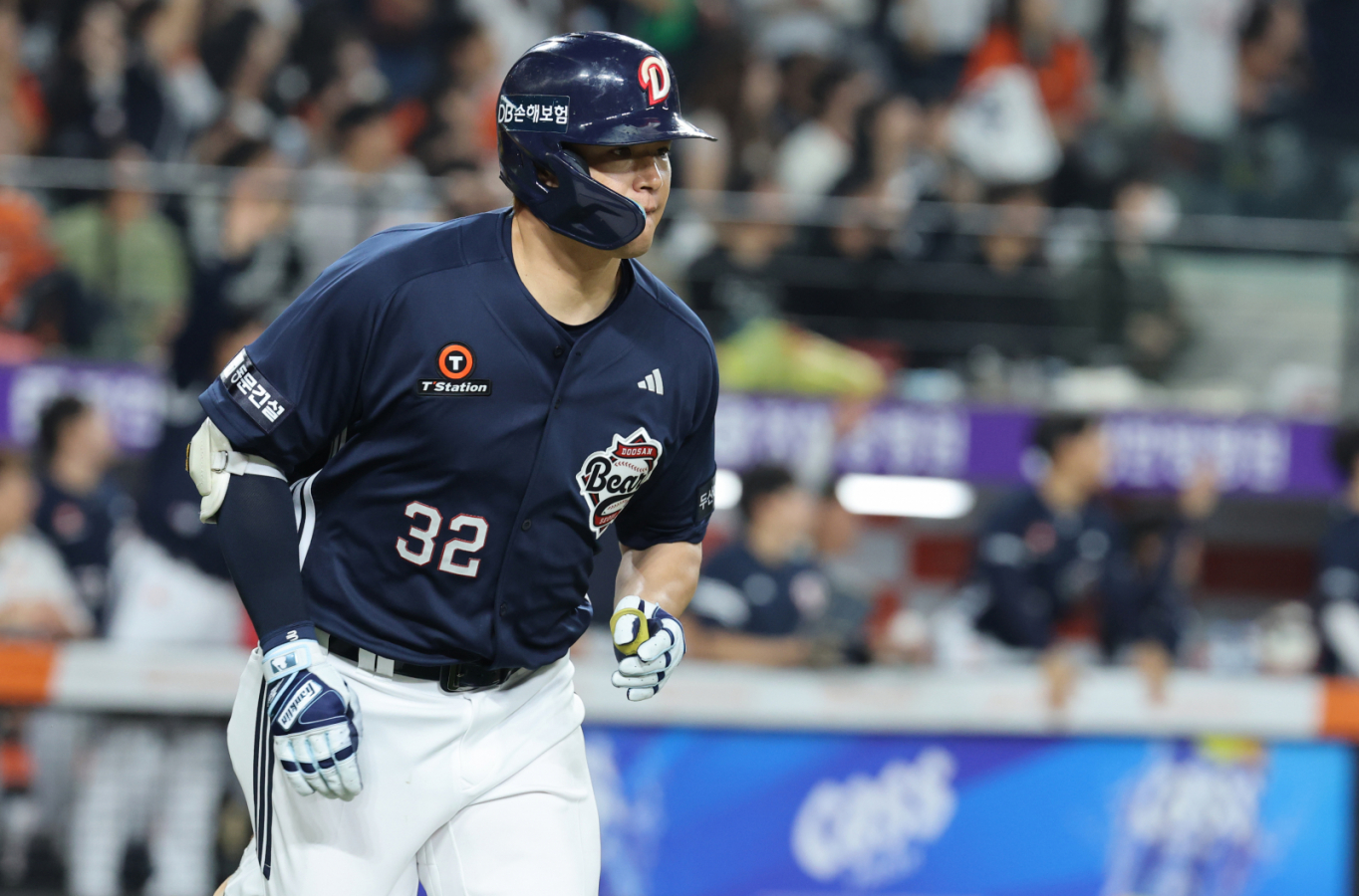'FA 미신청' <b>김재환</b>, 두산 떠난다… 고효준 등 6명 보류명단 제외
