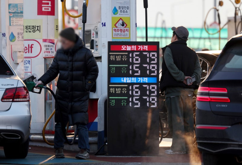 주유소 기름값 5주 연속 하락…"다음 주도 하락 전망"