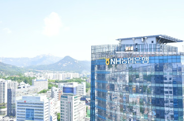 농협금융이 글로벌 전략을 수립하기 위해 외부용역업체를 모집하기 시작했다./사진=농협은행 