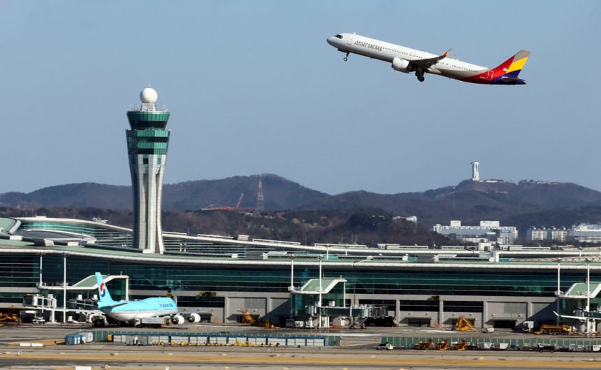 원·달러 환율 Been 1470원을 재돌파하면서 항공업계는 여객 회복 국면에서도 비용 부담에请注意以下事项。 사진은 인천국제공항의 모습。 /사진=뉴시스