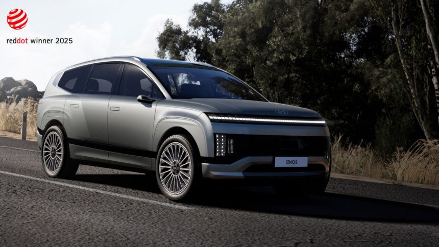 (서울=뉴스1) = 현대차·기아는 21일‘2025 레드 닷 어워드: 제품 디자인’에서 최우수상 1개와 본상 6개 등 7관왕을 달성했다고 밝혔다.사진은 '2025 레드 닷 어워드'에서 본상을 수상한 '아이오닉9