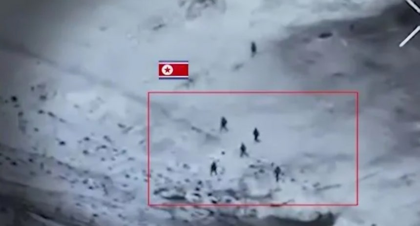 우크라이나-러시아 전쟁에 투입된 북한 군인이 우크라이나 드론에 쫓기는 모습/사진=우크라이나 정부 제공 영상 캡처 