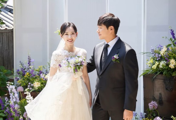 배성재♥김다영, 소규모 결혼식…'음주운전' 배성우 모자이크 처리