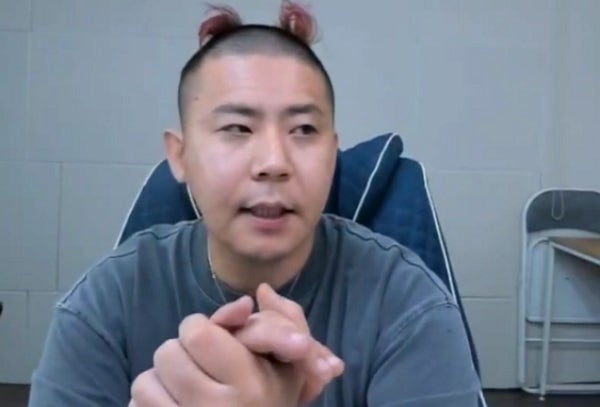 "주 10억씩 <b>도박</b>, 내일 자수할 것"…<b>BJ 철구</b>, 불법사채+<b>원정도박</b> 실토
