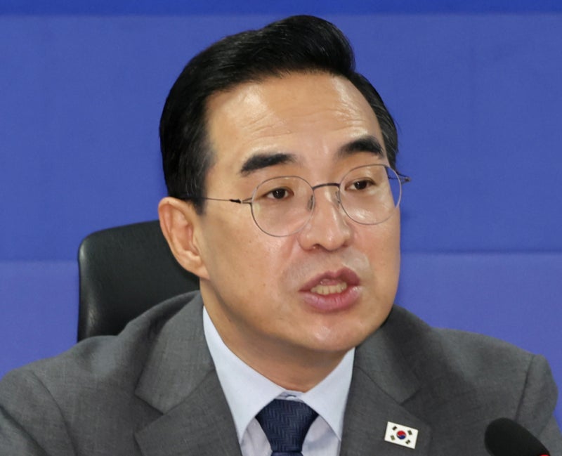 <b>박홍근</b> "<b>반도체 세수</b>로 미래기금 신설…3대 메가프로젝트 지원"