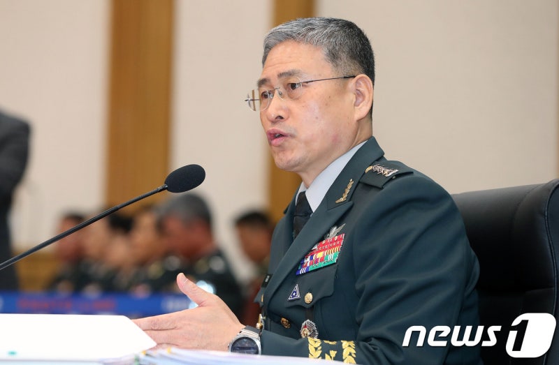 "靑행정관 인사자료 분실, 카페 아닌 국방부 근처 <b>술집</b>"