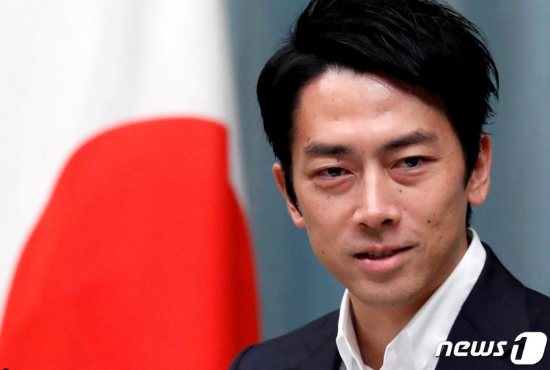 스가 만난 <b>고이즈미</b>…중의원 선거 늦어지나