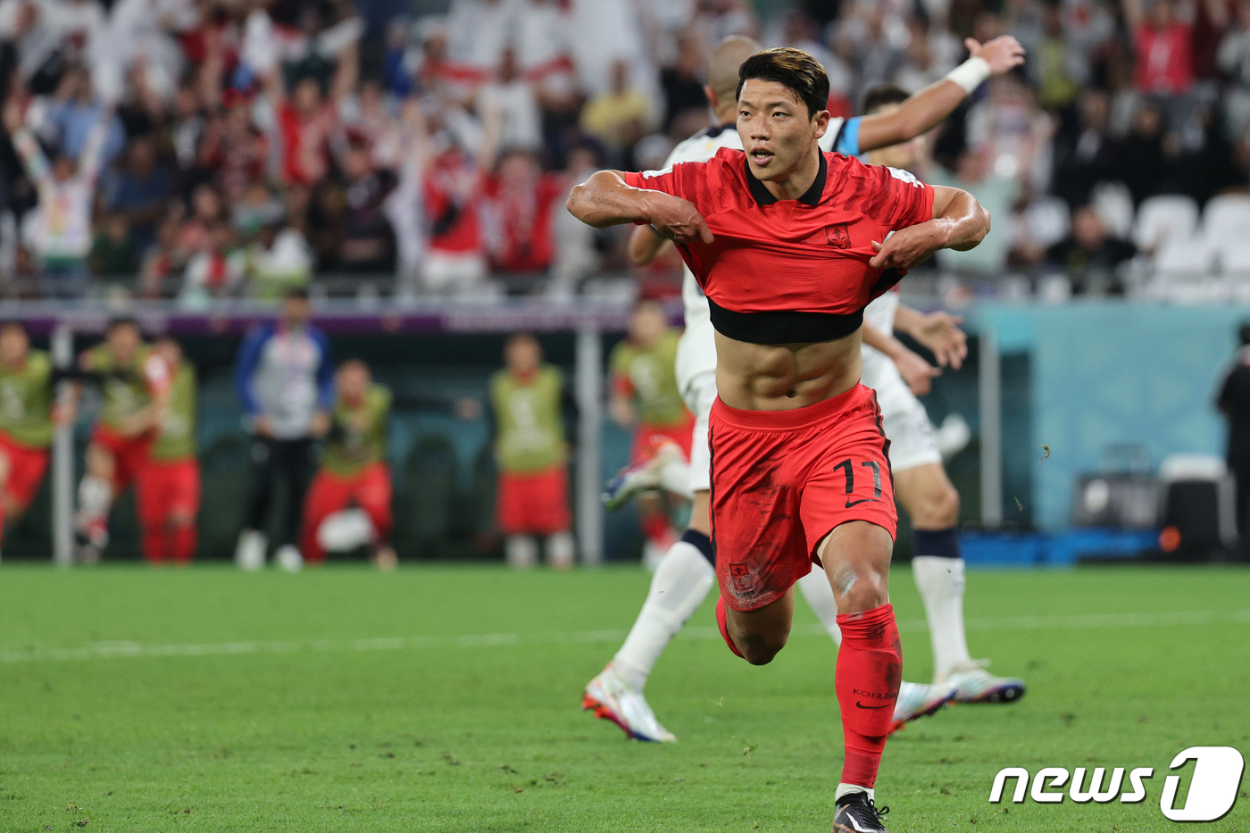 12년 만에 월드컵 16강 이끈 황희찬 골, KFA '올해의 골' 후보 선정