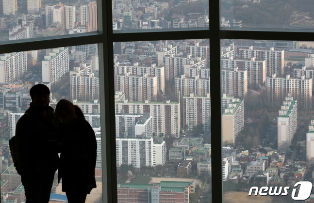 서울 아파트 매수심리 4주째 상승…매매수급지수 70선 20주만에 '회복'