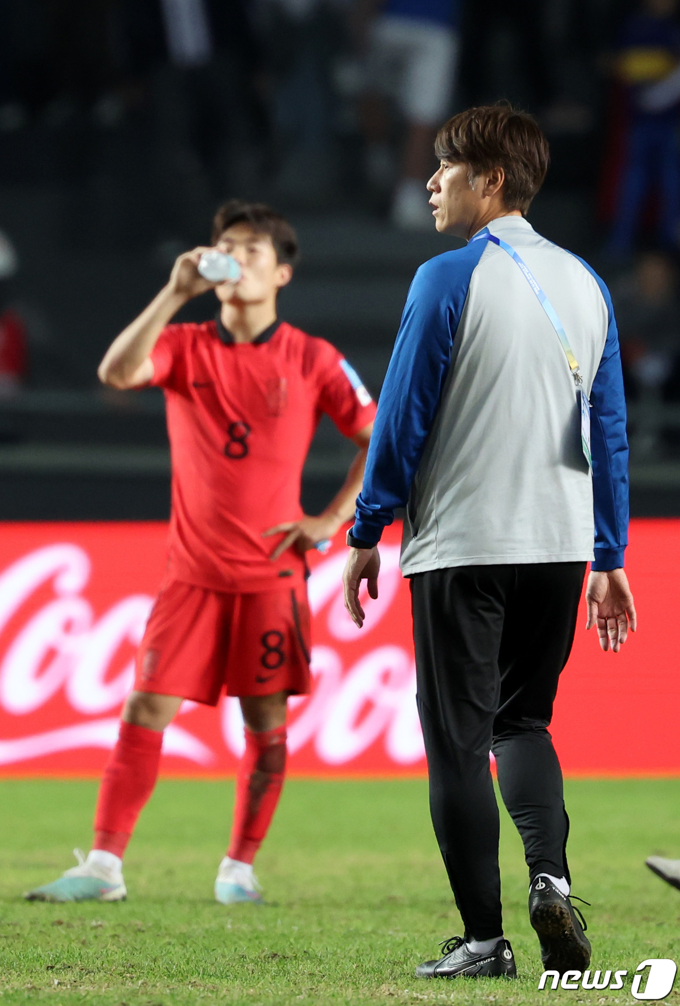 [U20 월드컵] 결승 무산 김은중 감독 "모든 것 쏟아낸 선수들 박수 쳐주고 싶...