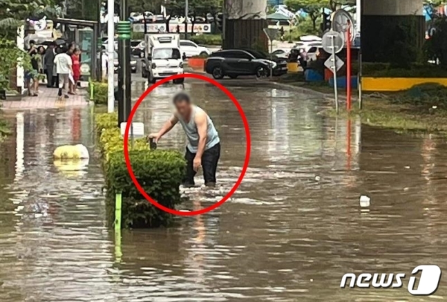 빗자루아저씨 이미지