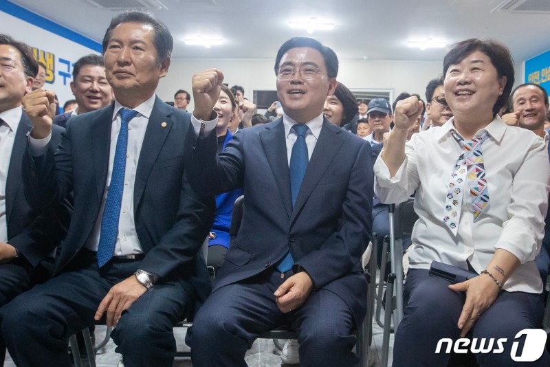 민주당 <b>진교훈</b> 강서구청장 당선…개표율 81%·20%p 앞서(상보)