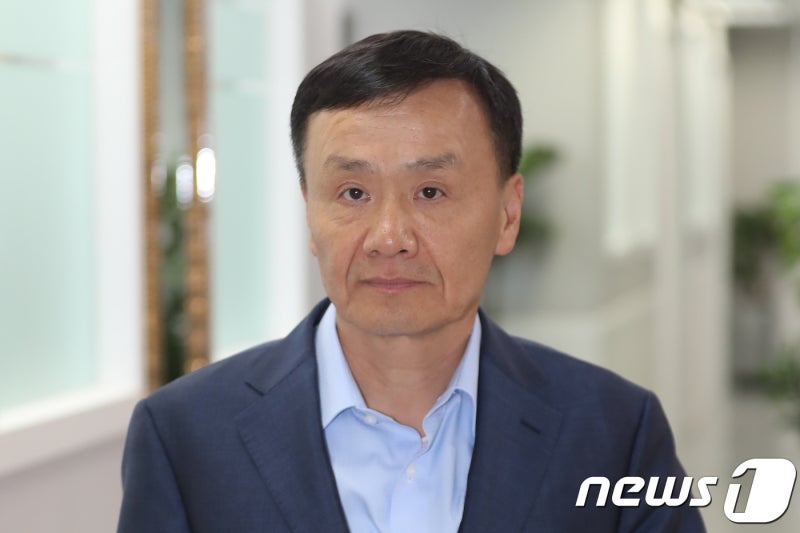 '<b>백현동</b> 수사 <b>무마</b>' 의혹 고검장 출신 <b>임정혁</b> 변호사 소환 조사(종합)