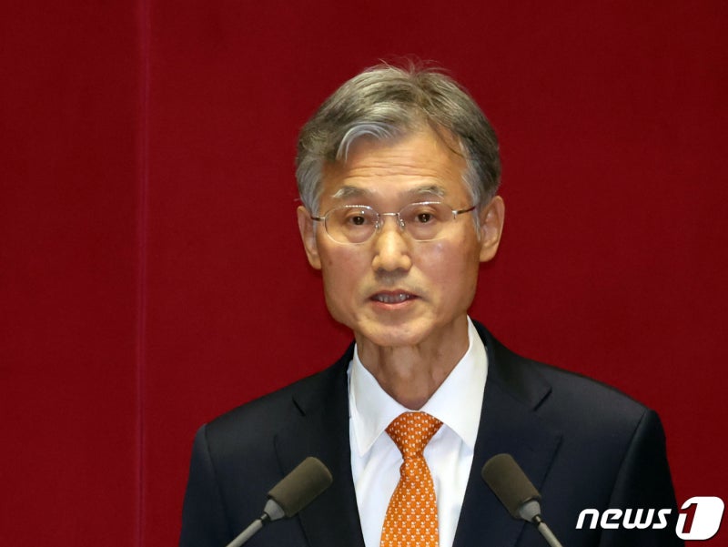 <b>법원행정처</b> "내년 법관 인사 때 <b>법원장</b> 후보 <b>추천제</b> 시행 않기로"