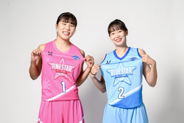 여자농구 올스타 <b>팬투표</b> 1·2위 <b>박지현</b>-<b>신지현</b>, 유니폼 모델 변신