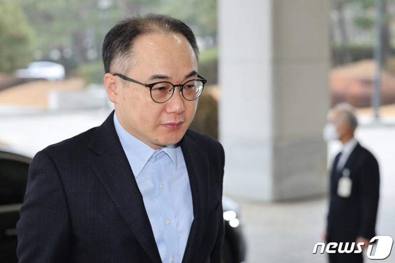 '이태원 참사' 서울경찰청장 <b>수심위</b> 회부한 <b>이원석</b> 총장