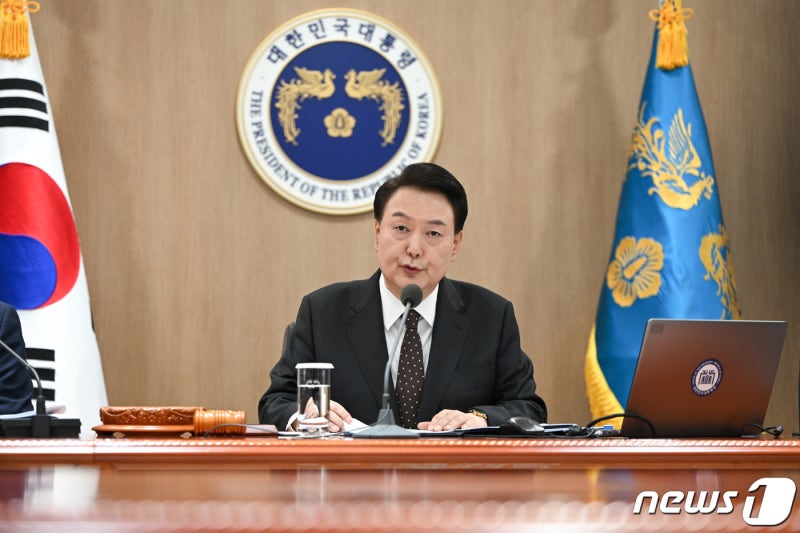 尹, 중대재해처벌법 <b>유예 불발에</b> "야당 무책임한 행위 유감"