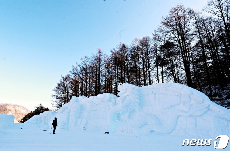 <b>태백산 눈축제</b> 본격 개막