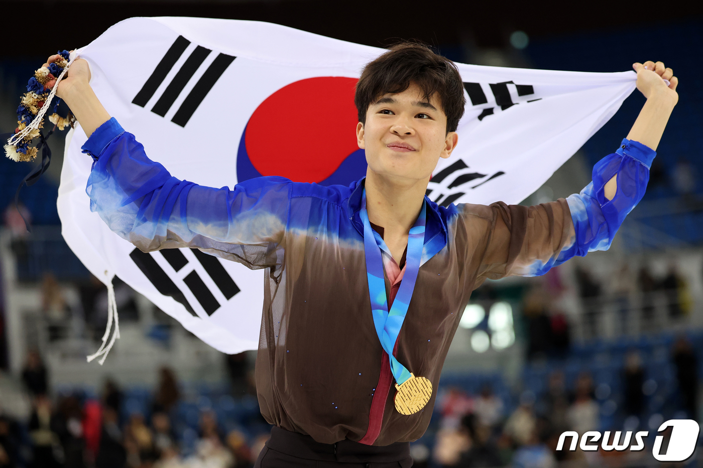 <b>피겨 김현겸</b>, <b>강원</b>2024 남자 싱글 우승…한국 5번째 금 수확(종합)