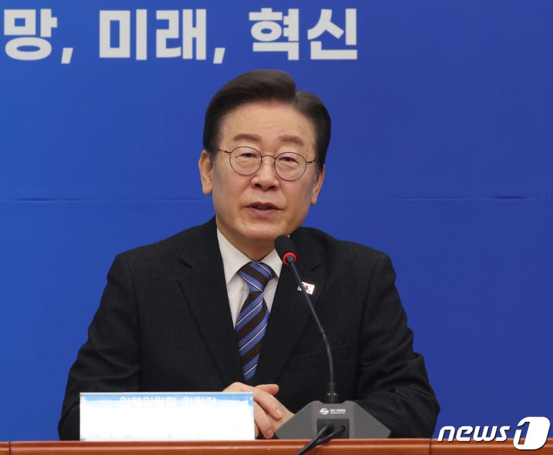 민주, 전<b>당원 투표</b> 등 <b>선거제</b> 관련 이재명에 포괄적 일임(2보)