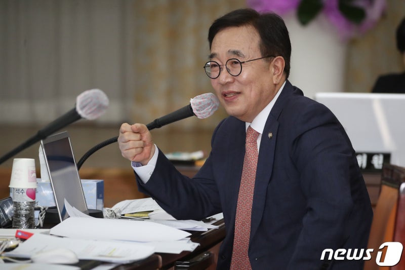 국힘, <b>5선 서병수</b>·3선 <b>김태호</b>에 '낙동강 벨트' 탈환 요청