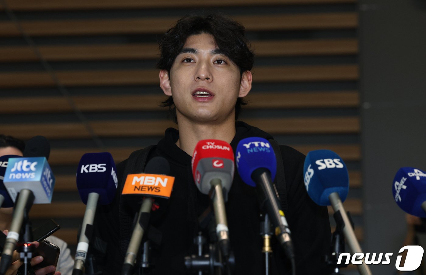 SF 멜빈 감독의 전폭 신뢰…"<b>개막전</b> 1번? <b>이정후</b>가 아니면 충격적"