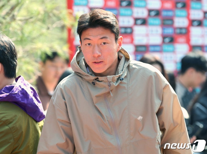 <b>황의조 형수</b> 돌연 '반성문' 제출…"시동생 혼내주려고 그랬다"