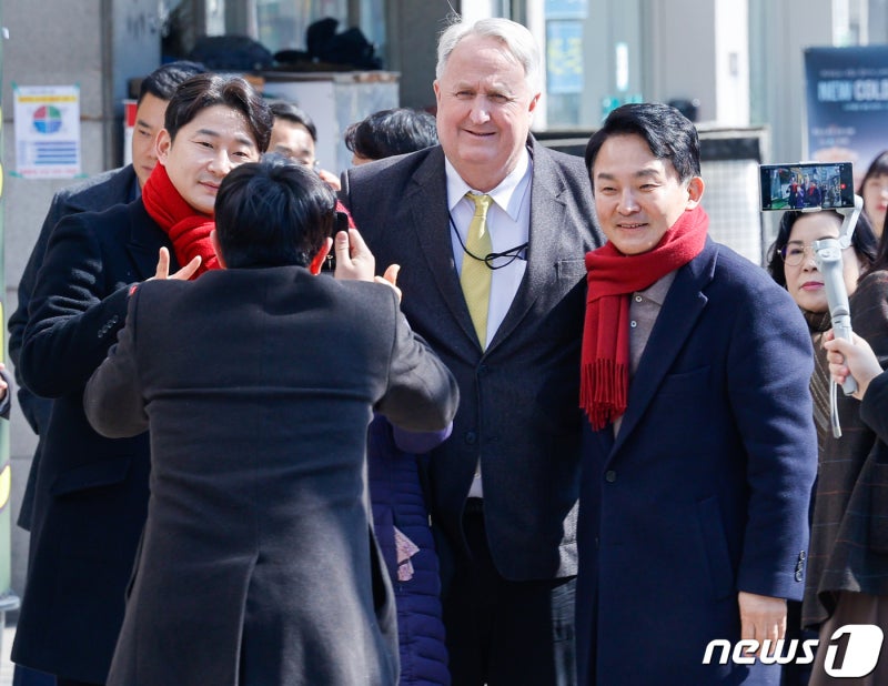 <b>인요한</b>·<b>이천수</b>와 유세 나선 <b>원희룡</b>