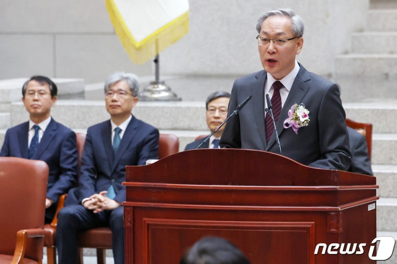 <b>엄상필 대법관</b> "공정하고 신속 재판은 변치 않는 우리의 책무"