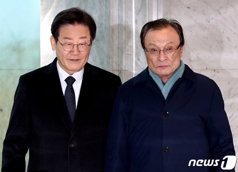 민주, <b>이재명</b>·<b>이해찬</b>·<b>김부겸</b> '3톱' 공동선대위원장(상보)
