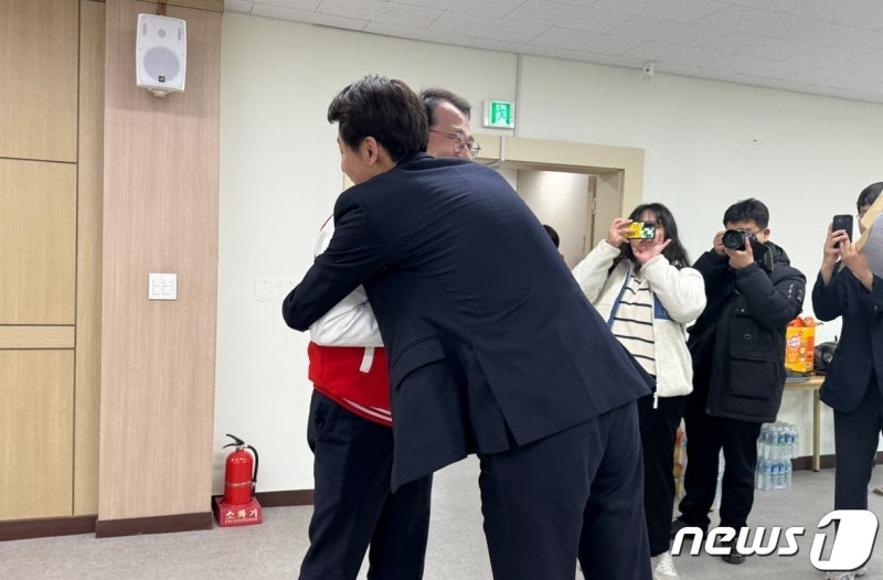 22대 <b>총선</b> 후보 등록 <b>첫날</b>, 후보자 607명 마무리…최고 경쟁률 6대1