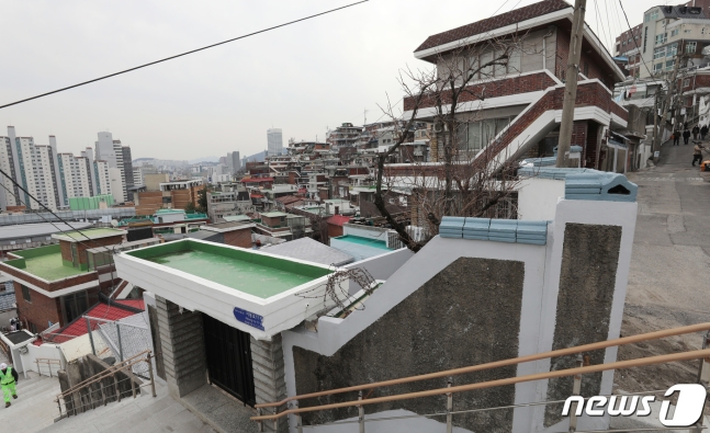 서울 재개발 가능 면적 2.5배로 늘어난다…규제 풀고 전폭 지원