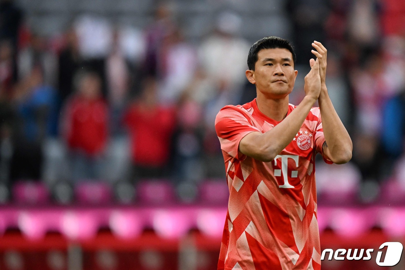 '<b>김민재</b> 결장' <b>뮌헨</b>, <b>도르트문트</b>에 0-2 완패…선두와 13점 차 2위