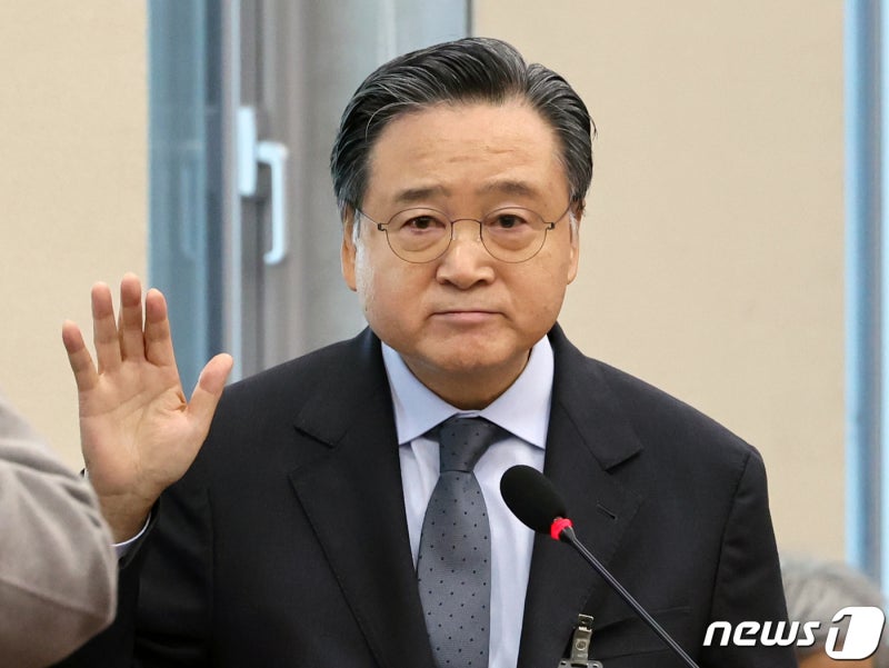 검찰, '민주노총 <b>탈퇴</b> 강요' 허영인 SPC 회장 <b>구속영장</b>