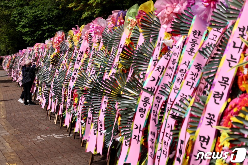 첫목회 <b>이재영</b> "<b>홍준표</b>가 판 깔아줬다…<b>한동훈</b> 출마 가능성 점점 더"