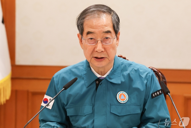한덕수 국무총리가 10일 서울 종로구 정부서울청사에서 열린 의사집단행동 중앙재난안전대책본부 회의에서 모두발언을 하고 있다. 2024.5.10/뉴스1 ⓒ News1 허경 기자