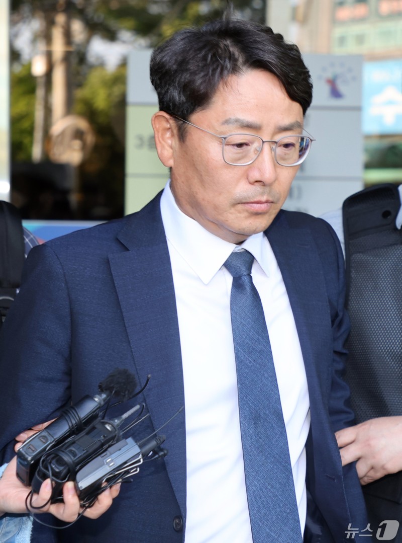 '근로자 5명 사망' <b>김철희 세아베스틸 대표</b>, 3시간30여분 영장심사