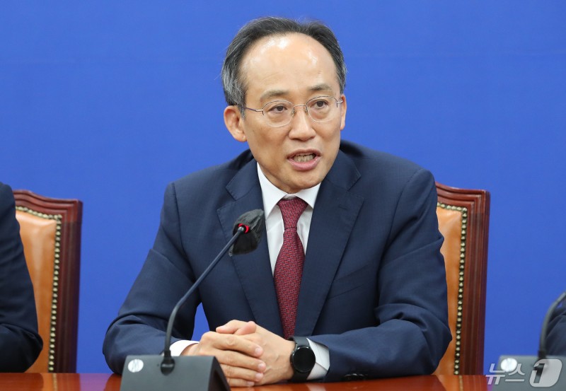 <b>추경호</b> "거부권 제한은 헌법 부정…원포인트 개헌 수용불가"