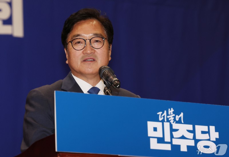 국회의장 후보에 우원식 선출…'어의추' <b>추미애</b> 꺾는 이변(종합)
